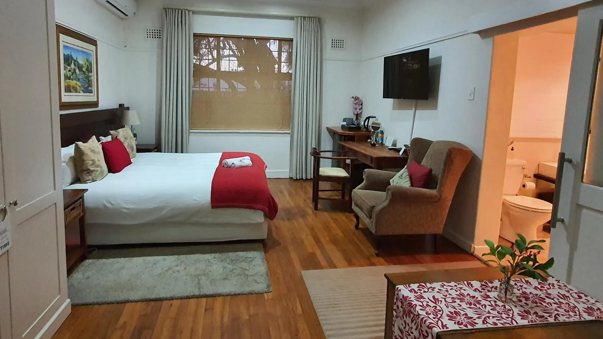 Wild Olive Guest House & Villa Cape Town